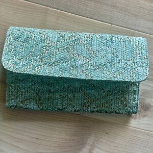 Persaman New York Blue and Gold with Shimmering Elegance